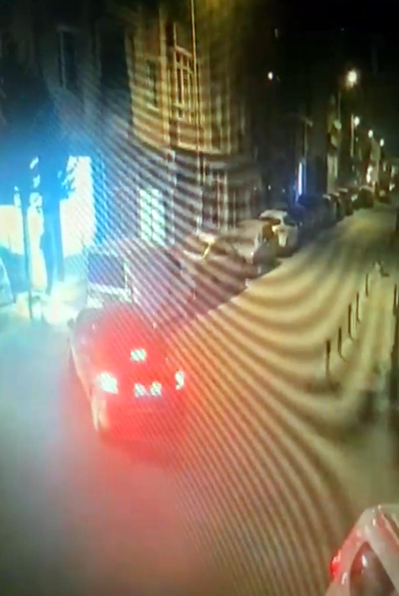 Husumetlisini sokak ortasında tabancayla vurdu | Çorlu’da Haber Husumetlisini sokak ortasında tabancayla vurdu | Çorlu’da Haber