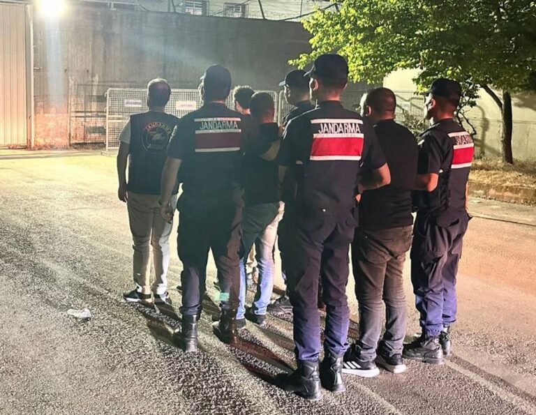 Kırklareli’de aranan 10’u hükümlü 27 kişi yakalandı