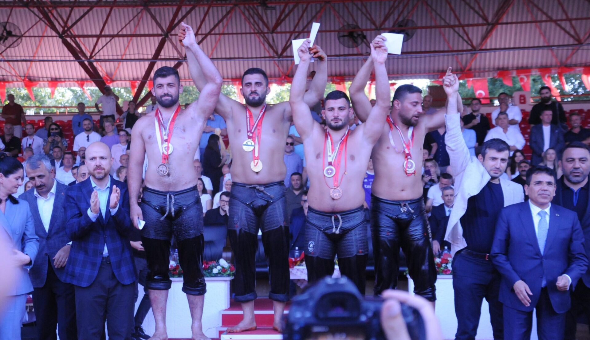 Kırkpınar’da altın kemerin sahibi Orhan Okulu oldu / Ek fotoğraflar Kırkpınar’da altın kemerin sahibi Orhan Okulu oldu / Ek fotoğraflar