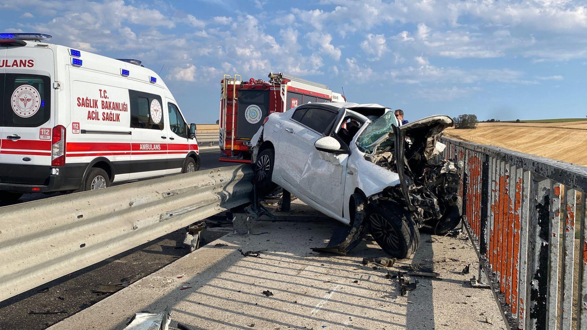 Tekirdağ’da kamyona çarpan otomobilin sürücüsü öldü | Çorlu’da Haber Tekirdağ’da kamyona çarpan otomobilin sürücüsü öldü | Çorlu’da Haber