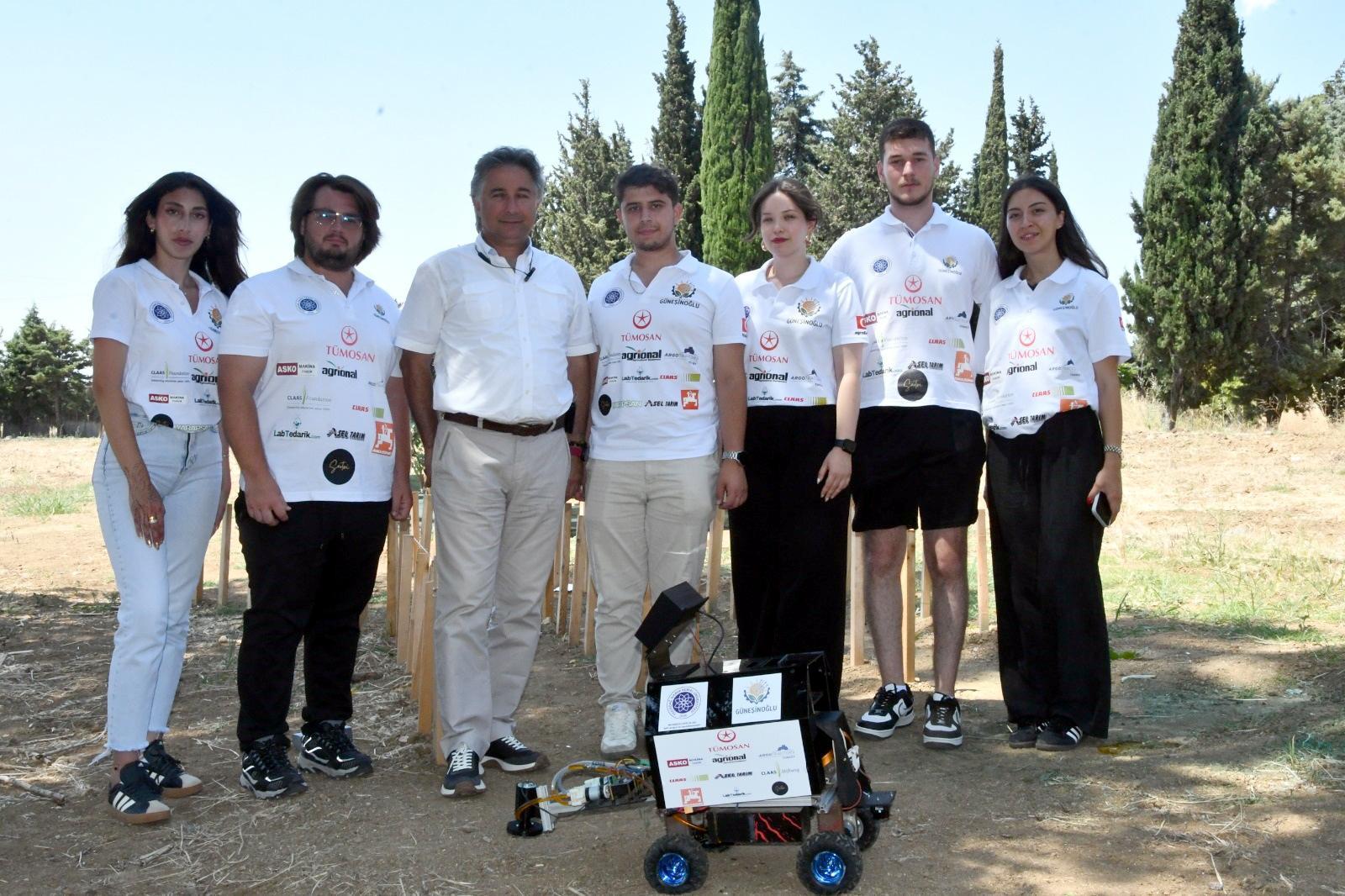 Üniversite öğrencilerinin geliştirdiği ‘Tarımın Kartalı’ robotu, Avrupa’dan birincilikle döndü | Çorlu’da Haber Üniversite öğrencilerinin geliştirdiği ‘Tarımın Kartalı’ robotu, Avrupa’dan birincilikle döndü | Çorlu’da Haber