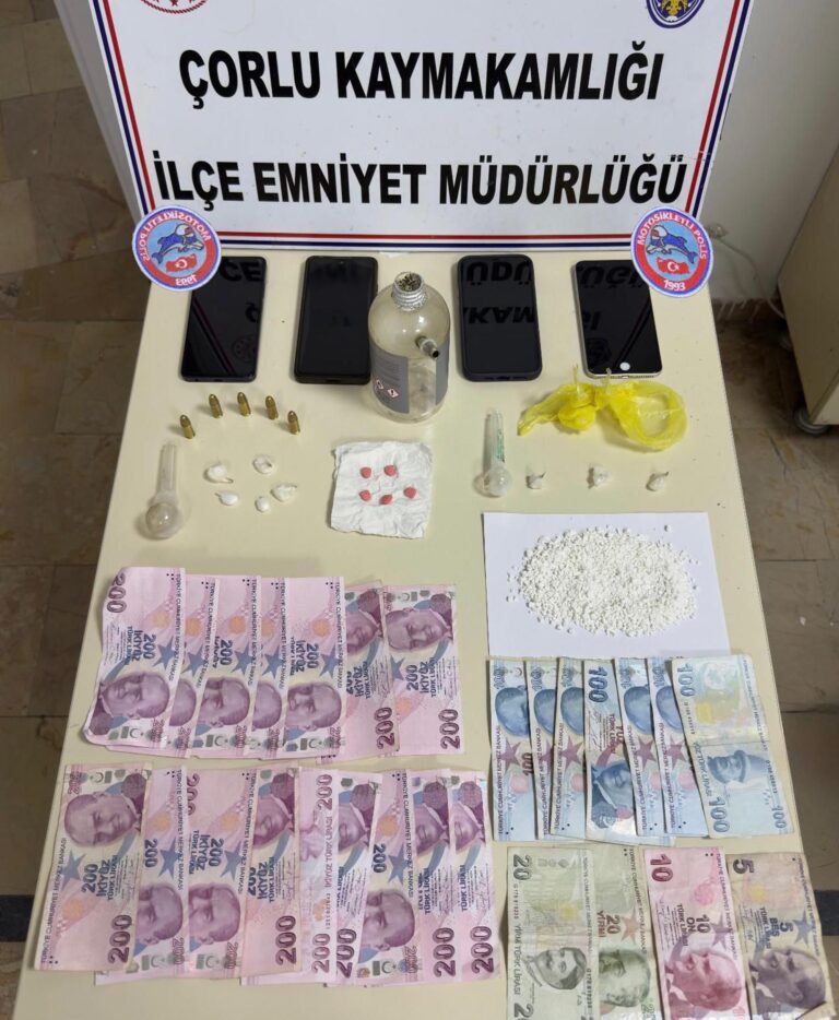 Üzerlerinde uyuşturucu ele geçirilen 3 şüpheli gözaltında | Çorlu’da Haber