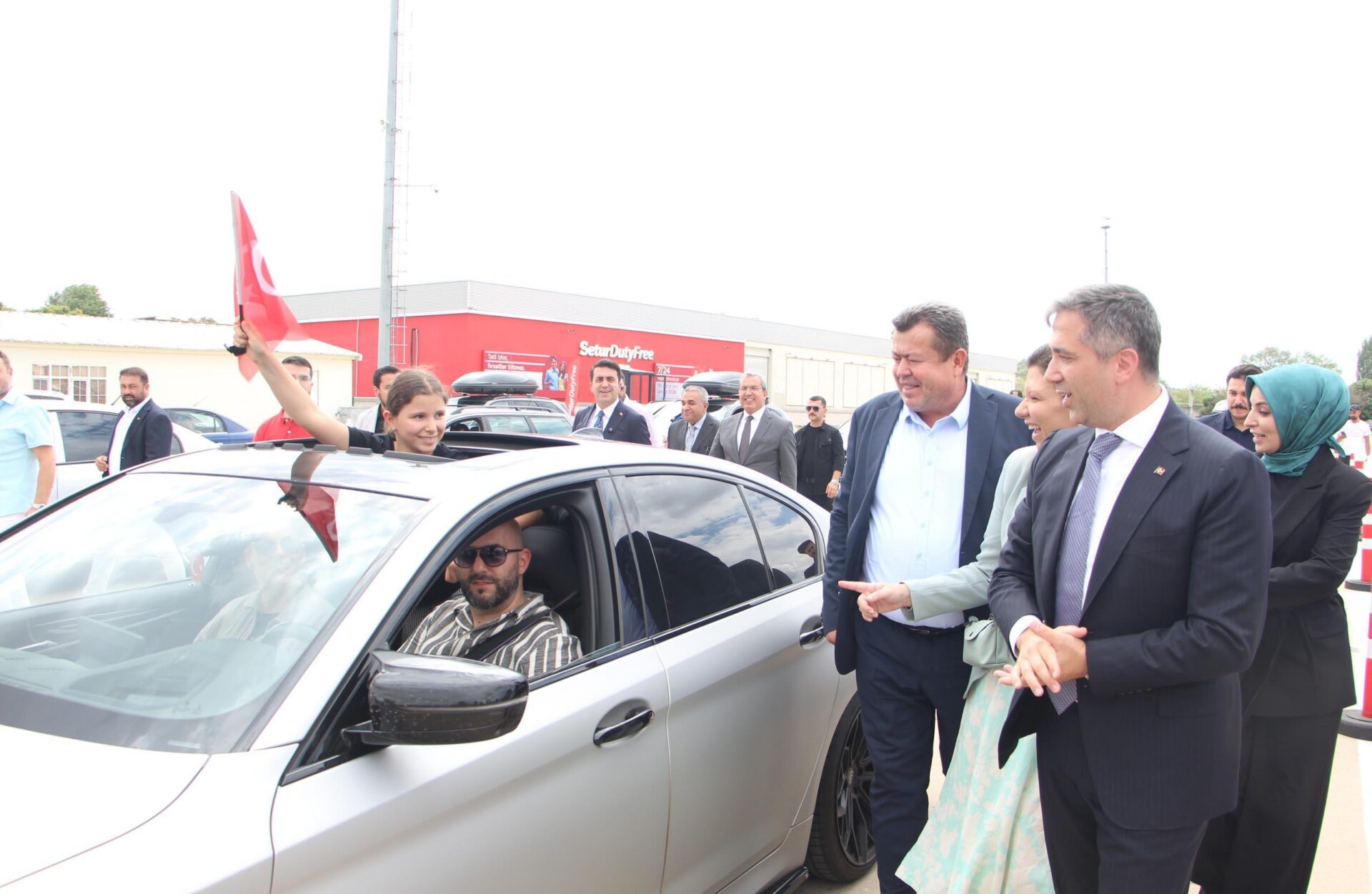 AK Parti’li Sırakaya: Gurbetçiler, 2024 yılında ekonomimize 10 milyar doların üzerinde katkı sağladı AK Parti’li Sırakaya: Gurbetçiler, 2024 yılında ekonomimize 10 milyar doların üzerinde katkı sağladı