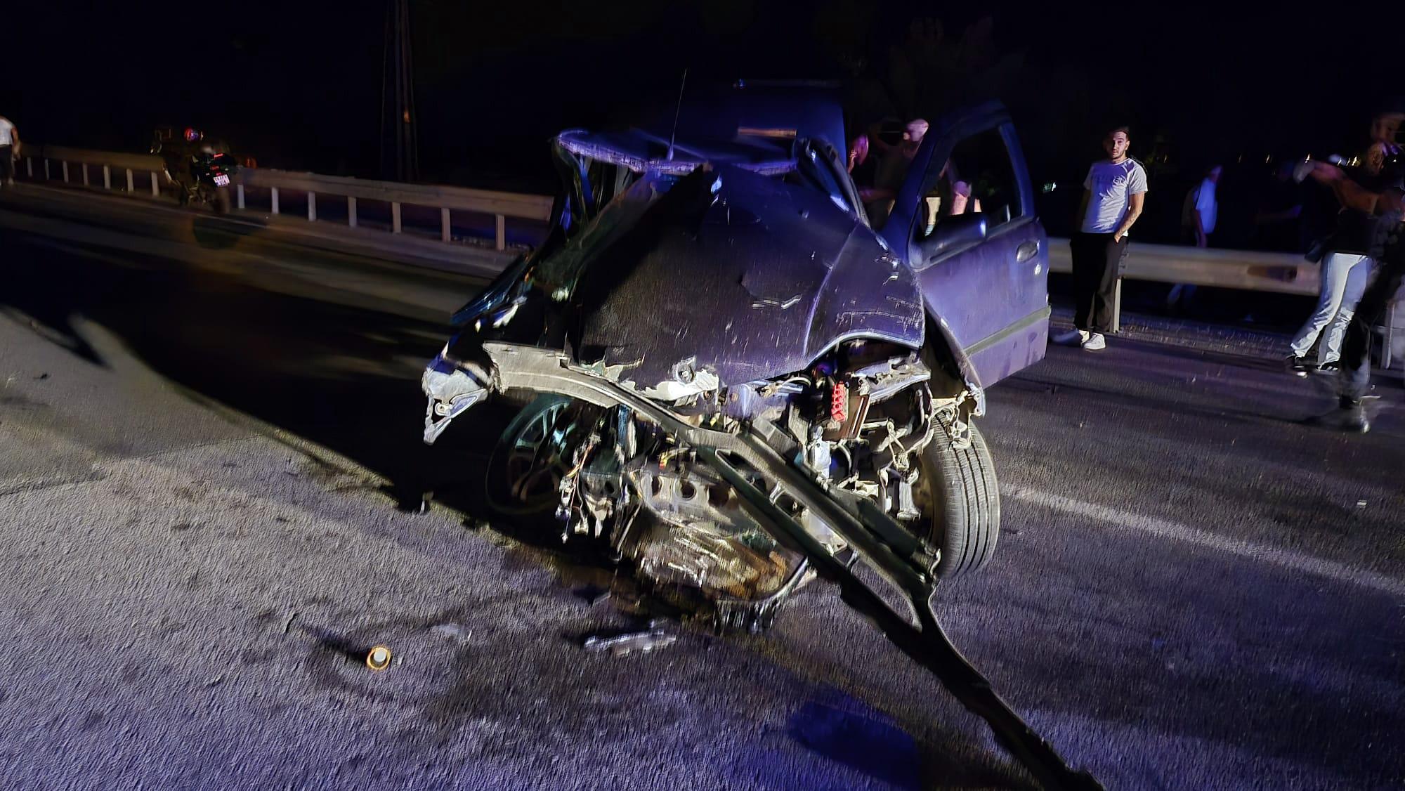 Edirne’de otomobille hafif ticari araç çarpıştı; 5 yaralı Edirne’de otomobille hafif ticari araç çarpıştı; 5 yaralı