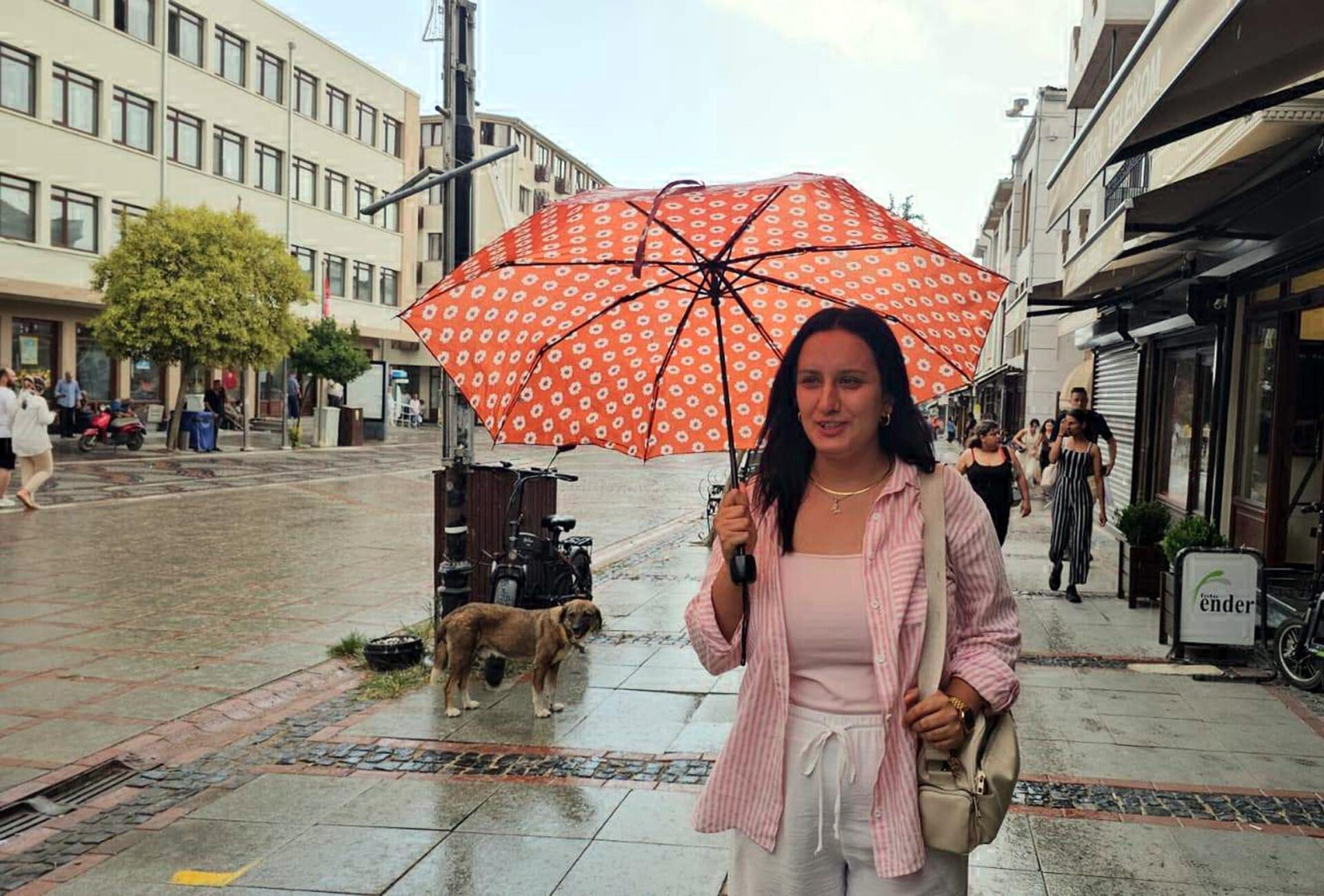 Edirne’de sağanak etkili oldu Edirne’de sağanak etkili oldu