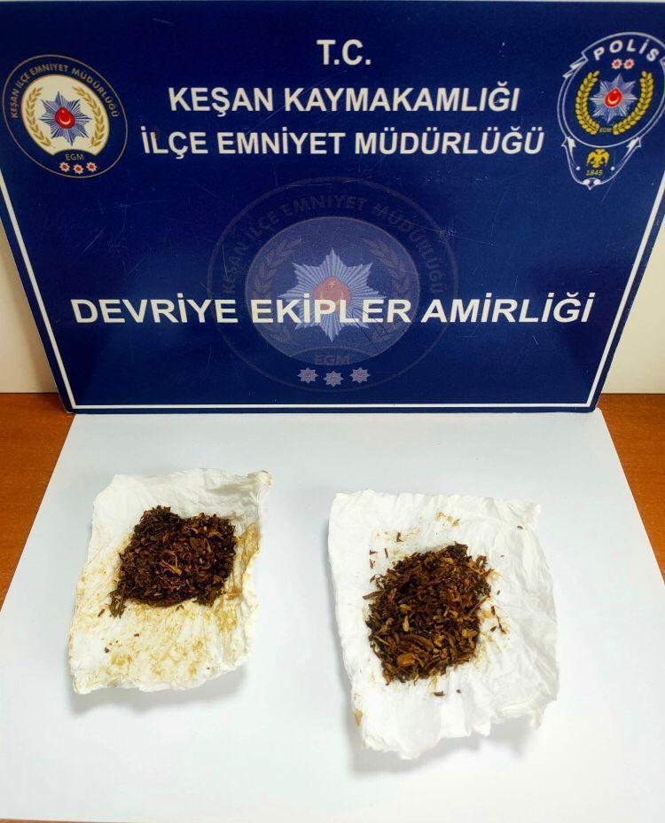 Edirne’de uyuşturucuyla yakalanan 2 şüpheliye gözaltı