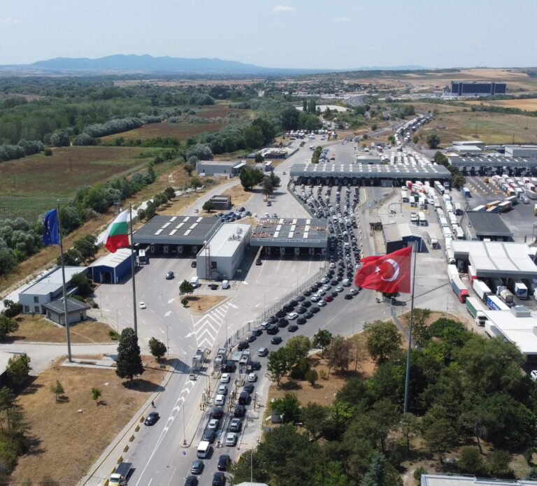 Kapıkule’de gurbetçilerin hüzünlü dönüşü