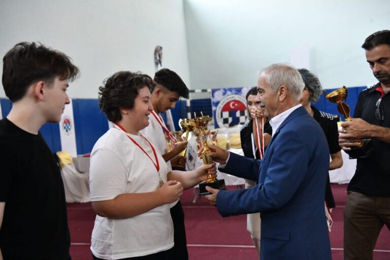 Keşan 20’nci Uluslararası Açık Satranç Turnuvası sona erdi