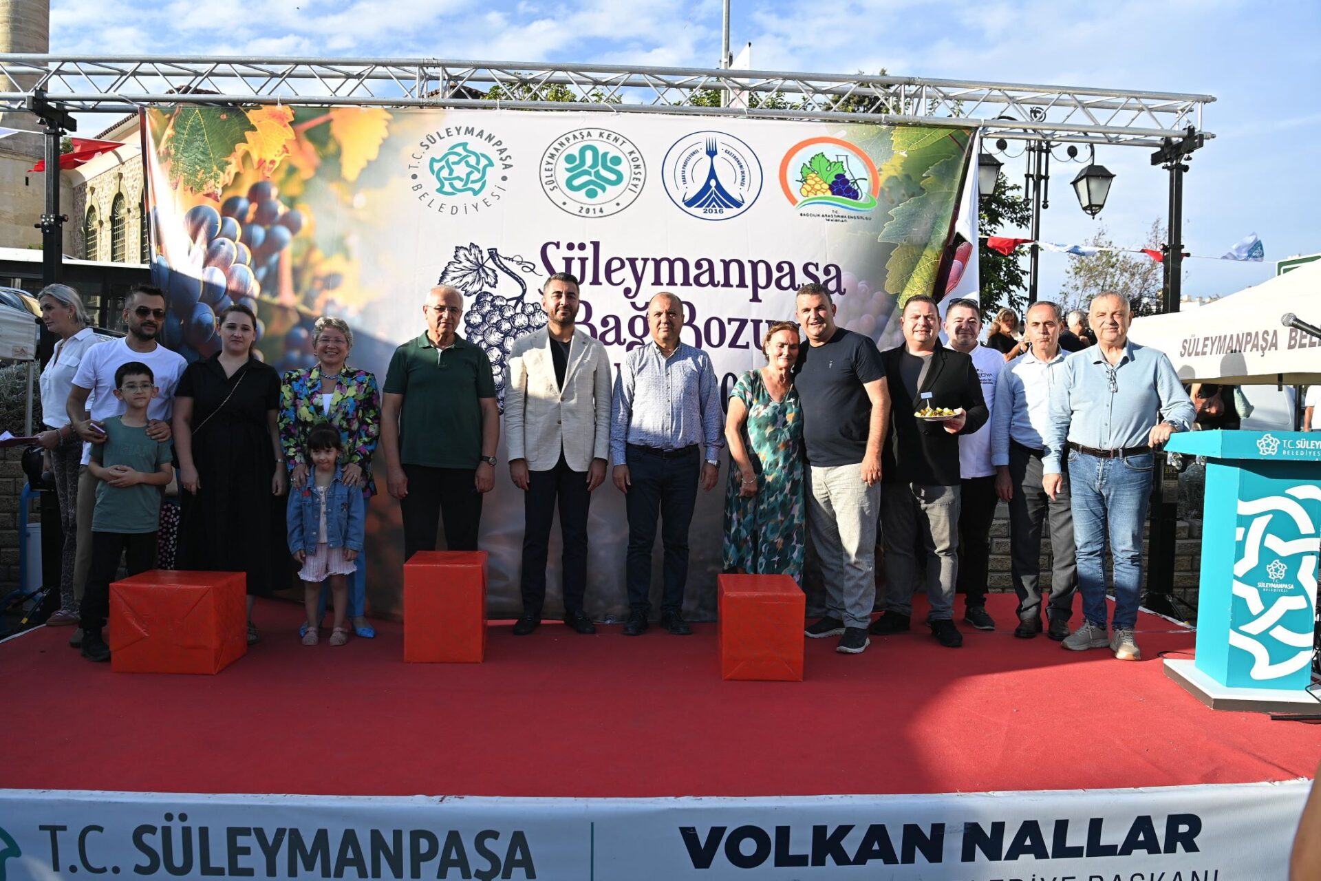 Bağbozumu Şenliği Sarma Yarışması ile Renklendi Bağbozumu Şenliği Sarma Yarışması ile Renklendi