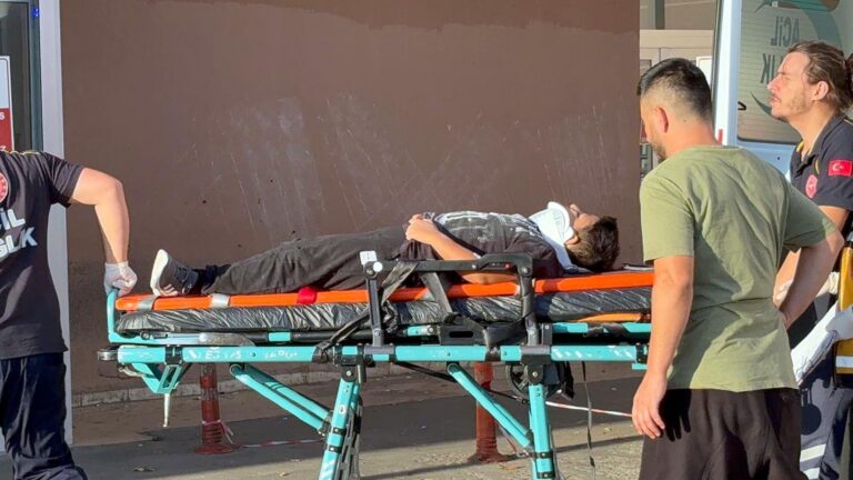 Bisikletiyle kaldırım taşlarına çarpan Ömer, yaralandı | Çorlu’da Haber