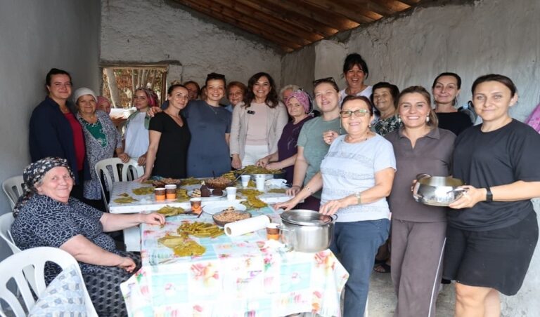 CANDAN BAŞKAN SÜLEYMANPAŞA’NIN MAHALLELERİNDE VATANDAŞLARLA BULUŞTU