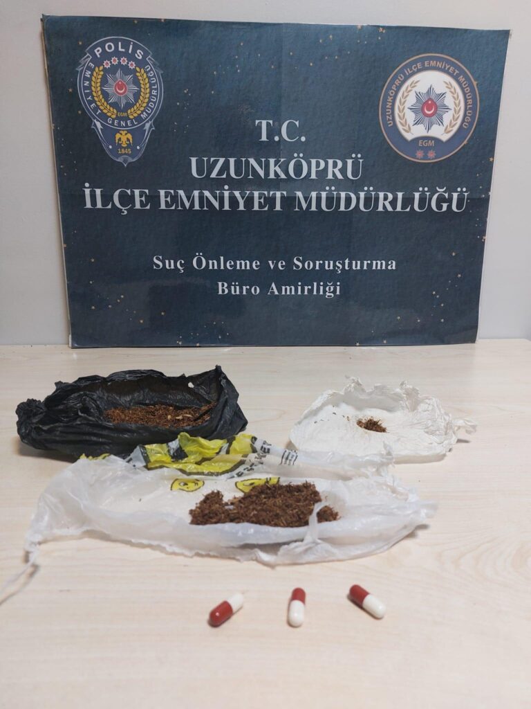 Edirne’de üzerlerinde uyuşturucu ele geçirilen 3 şüpheliye gözaltı