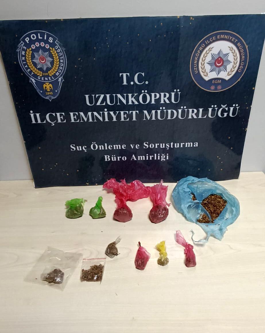 Edirne’deki uyuşturucu operasyonunda 1 tutuklama Edirne’deki uyuşturucu operasyonunda 1 tutuklama