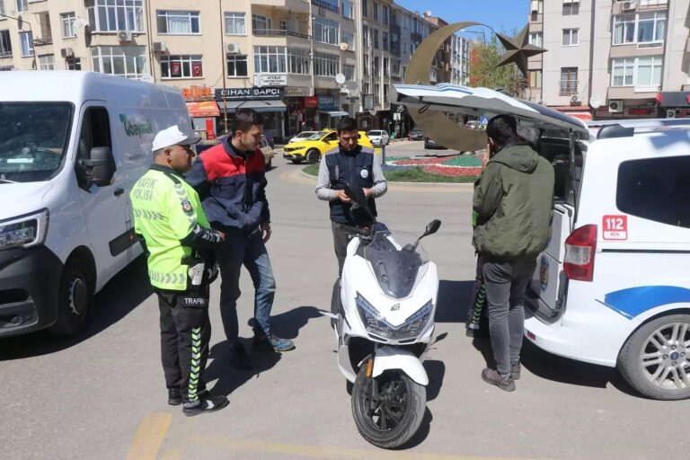 Keşan’da polisten şok uygulama: 4 gözaltı
