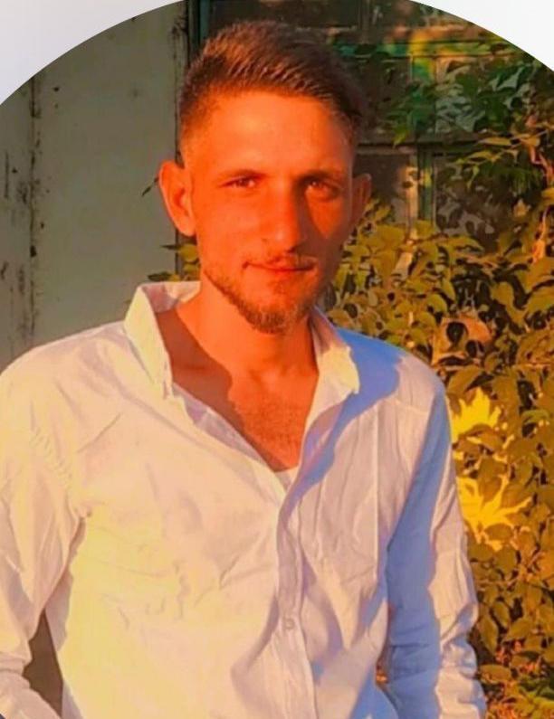 Kestiği ağacın altında kalıp, öldü