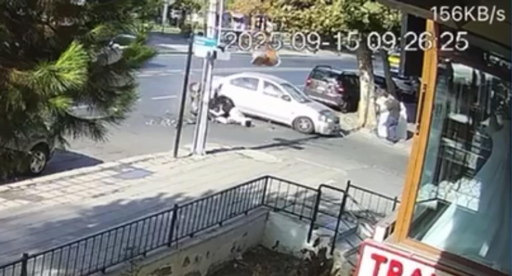 Otomobil ile çarpışan motosiklette 2 kişi yaralandı; kaza kamerada | Çorlu’da Haber Otomobil ile çarpışan motosiklette 2 kişi yaralandı; kaza kamerada | Çorlu’da Haber