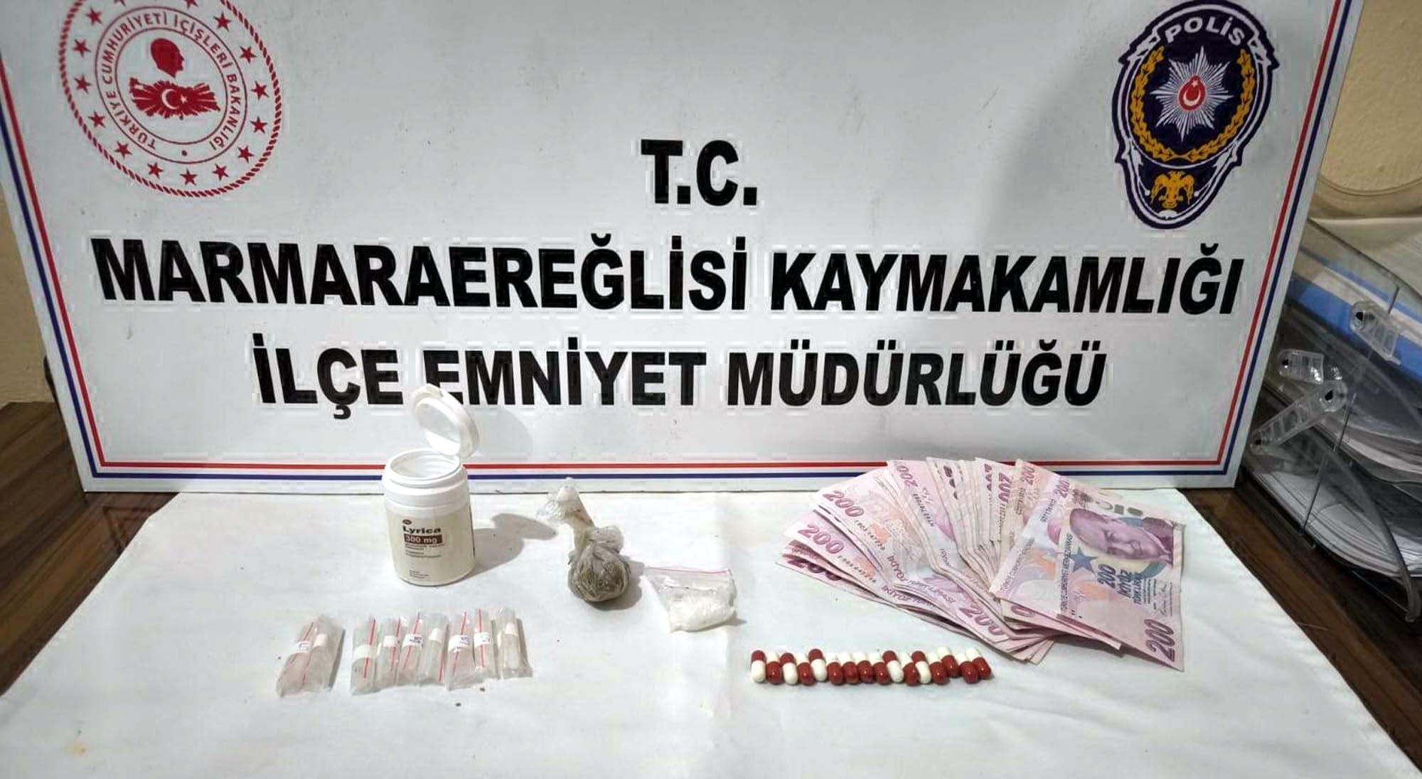 Otomobilinde uyuşturucu ele geçirilen şüpheli gözaltında | Çorlu’da Haber Otomobilinde uyuşturucu ele geçirilen şüpheli gözaltında | Çorlu’da Haber