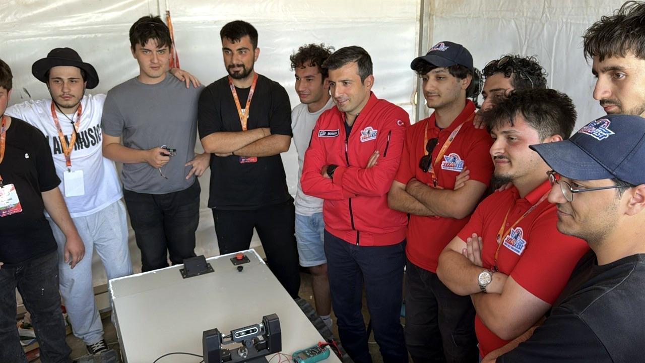 Selçuk Bayraktar: Zor koşullarda bu işi yapanlar dünyaya damgasını vuracak | Çorlu’da Haber Selçuk Bayraktar: Zor koşullarda bu işi yapanlar dünyaya damgasını vuracak | Çorlu’da Haber