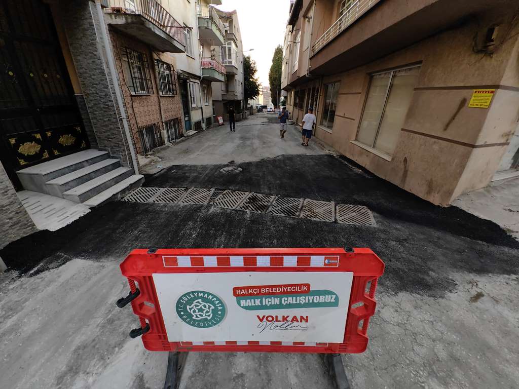 Süleymanpaşa Belediyesinden Rögar Kapakları ve Mazgallara Müdahale Süleymanpaşa Belediyesinden Rögar Kapakları ve Mazgallara Müdahale