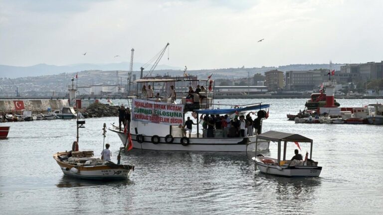 Tekirdağ’da balıkçı ve yelkenliler, Sumud filosuna destek için denize açıldı | Çorlu’da Haber