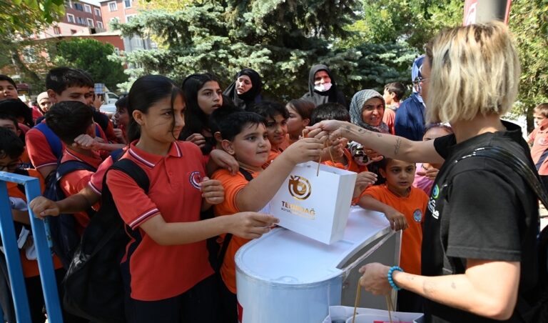 TEKİRDAĞ’DA EĞİTİME CANDAN DESTEK