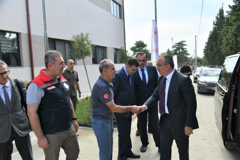 Yeni Üzüm Çeşitleri Tanıtım Programı Düzenlendi
