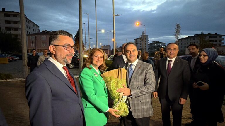 Bakan Kacır: Türkiye’nin planlı sanayi alanlarını büyütmeye devam edeceğiz (3) | Çorlu’da Haber