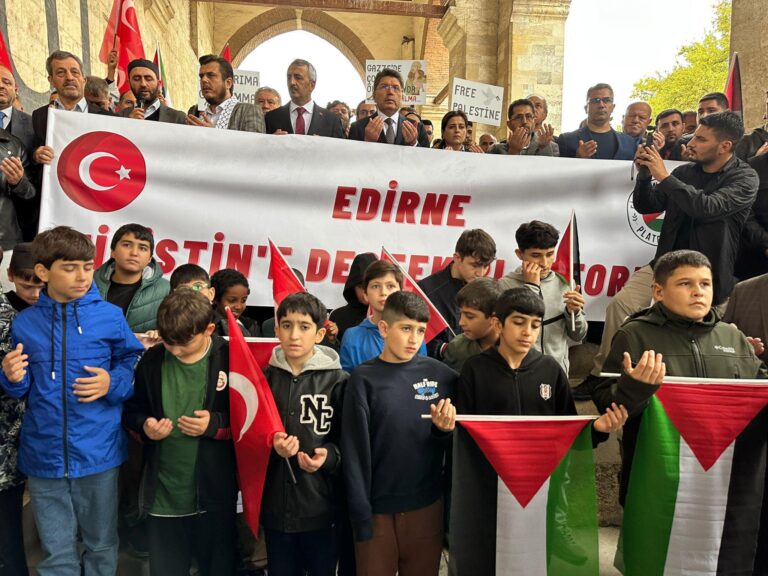 Bakan Tunç: Alıkoyduğunuz insan hakları savunucularını serbest bırakmanız gerekir (2)