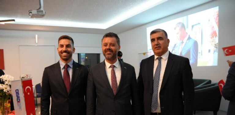 Başkan Sarıkurt, ÇİSAD`ın Cumhuriyet Resepsiyonuna Katıldı