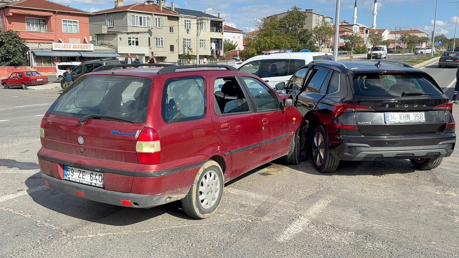 Tekirdağ’da iki otomobil çarpıştı: 2 yaralı | Çorlu’da Haber Tekirdağ’da iki otomobil çarpıştı: 2 yaralı | Çorlu’da Haber