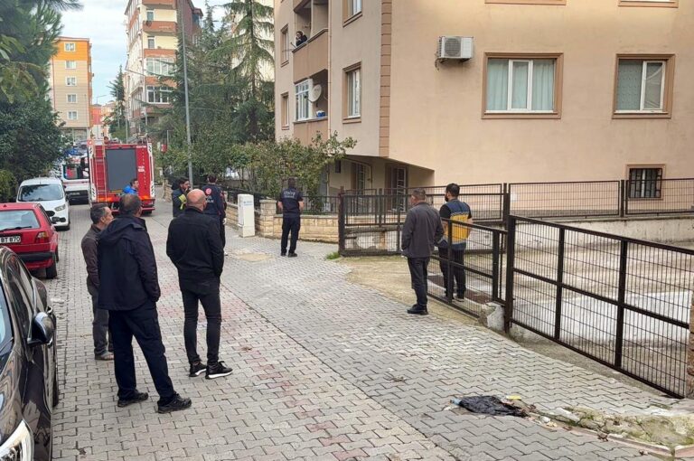 Ocakta Unutulan Yemek Yangına Neden Oldu