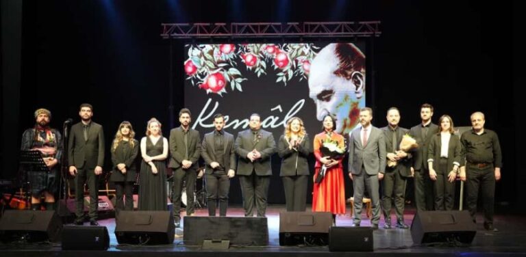 “Kemâl” Müzikali İzleyenlerden Tam Not Aldı