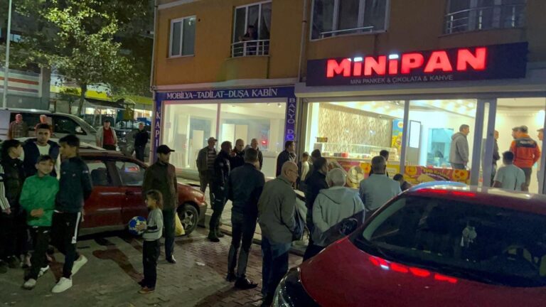 Tekirdağ’da iş yerinde ‘alacak’ kavgasında 1 kişi bıçakla yaralandı | Çorlu’da Haber