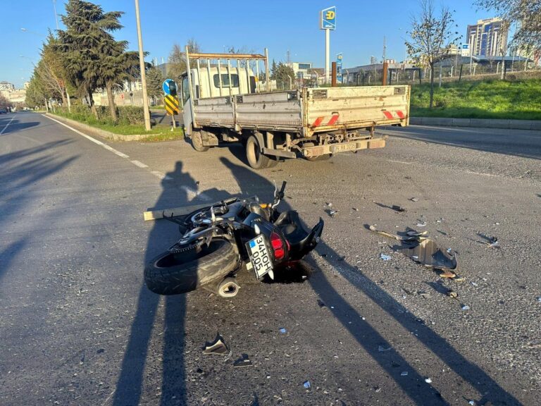 Tekirdağ’da, kamyonetle çarpışan motosikletin sürücüsü yaralandı | Çorlu’da Haber