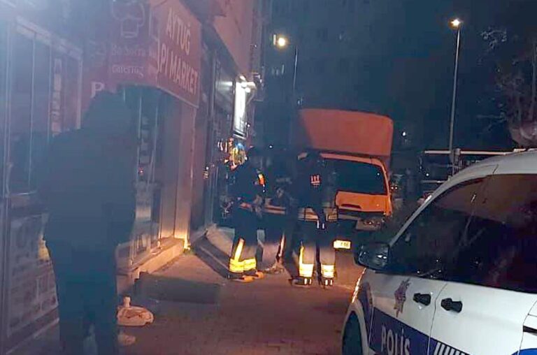 Yalnız Yaşadığı Evinde Ölü Bulundu