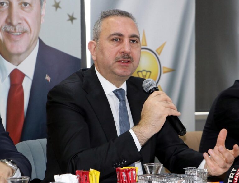 AK Parti’li Gül: 2026 reform yılı olacak