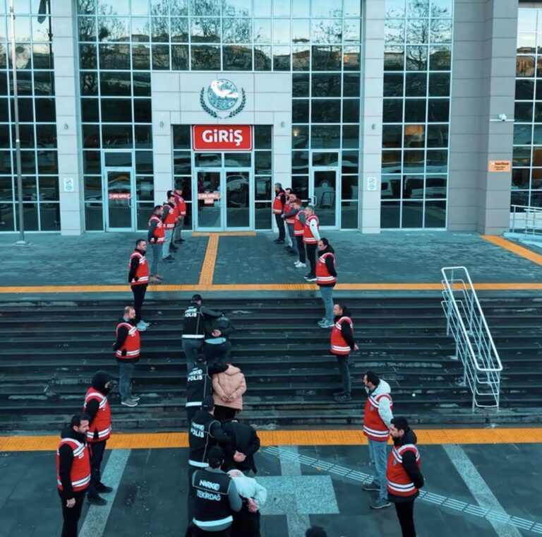Helikopter destekli uyuşturucu operasyonu; 16 tutuklama