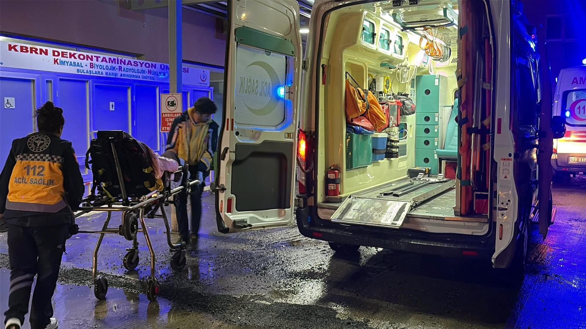 Şantiyede Başına Matkap Düşen İşçi Ağır Yaralandı Şantiyede Başına Matkap Düşen İşçi Ağır Yaralandı