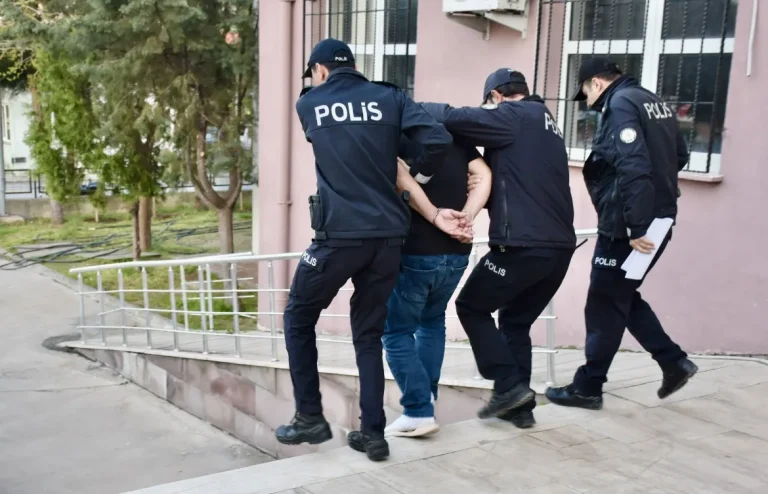 Cinsel İstismar Suçundan Aranan Şahıs Yakalandı