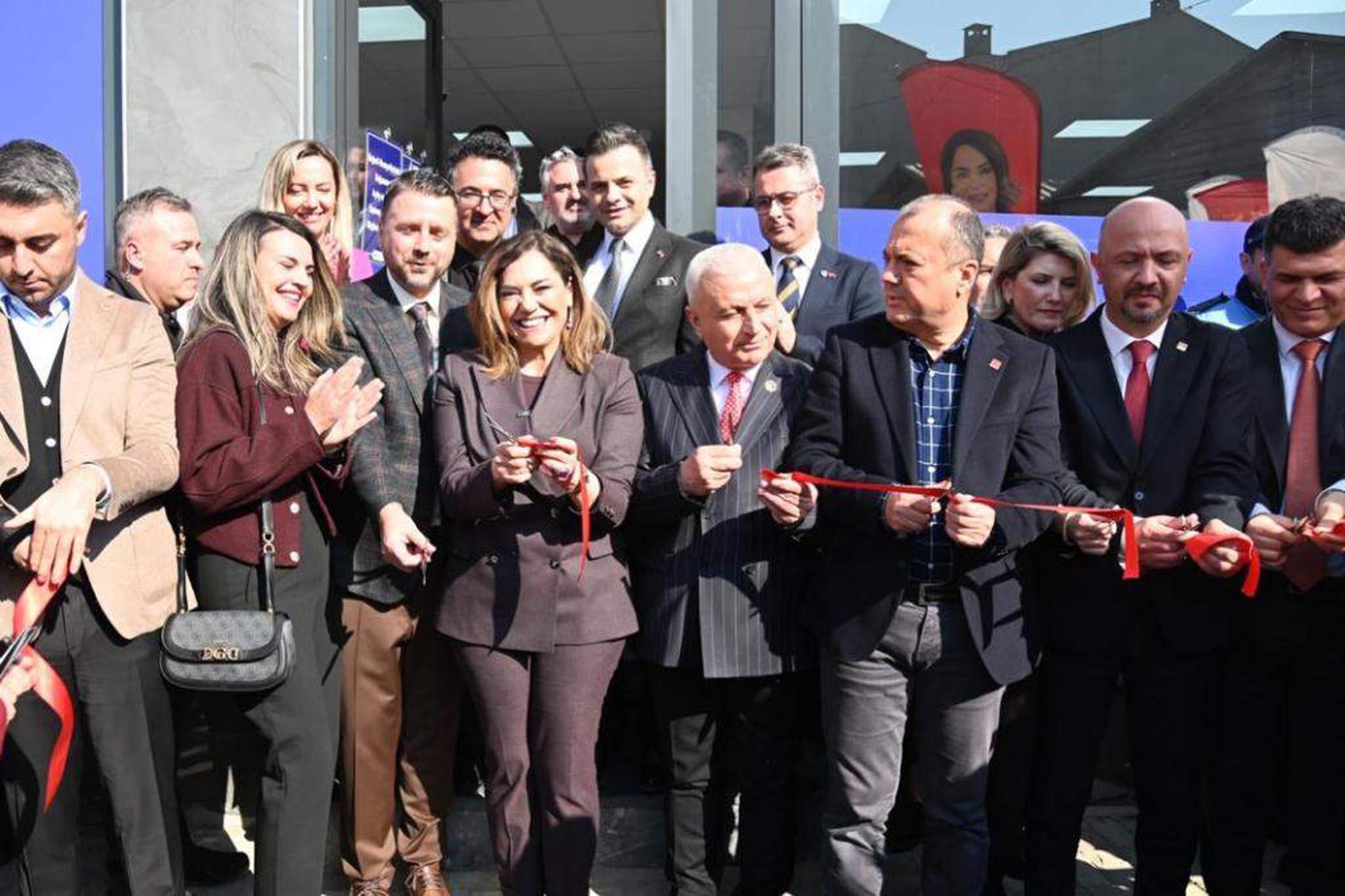 Tekirdağ Büyükşehir Belediyesi, TEK Market’in 4’üncüsünü Şarköy’de açtı Tekirdağ Büyükşehir Belediyesi, TEK Market’in 4’üncüsünü Şarköy’de açtı