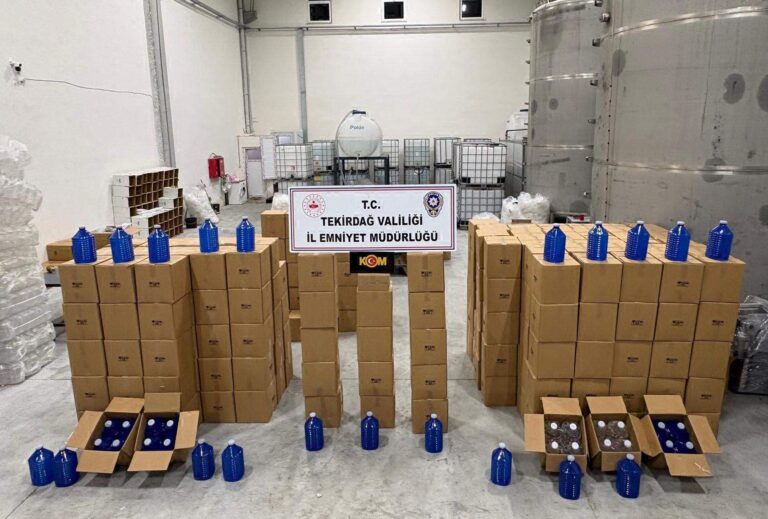 Tekirdağ’da 17 bin 815 litre etil alkol ele geçirildi