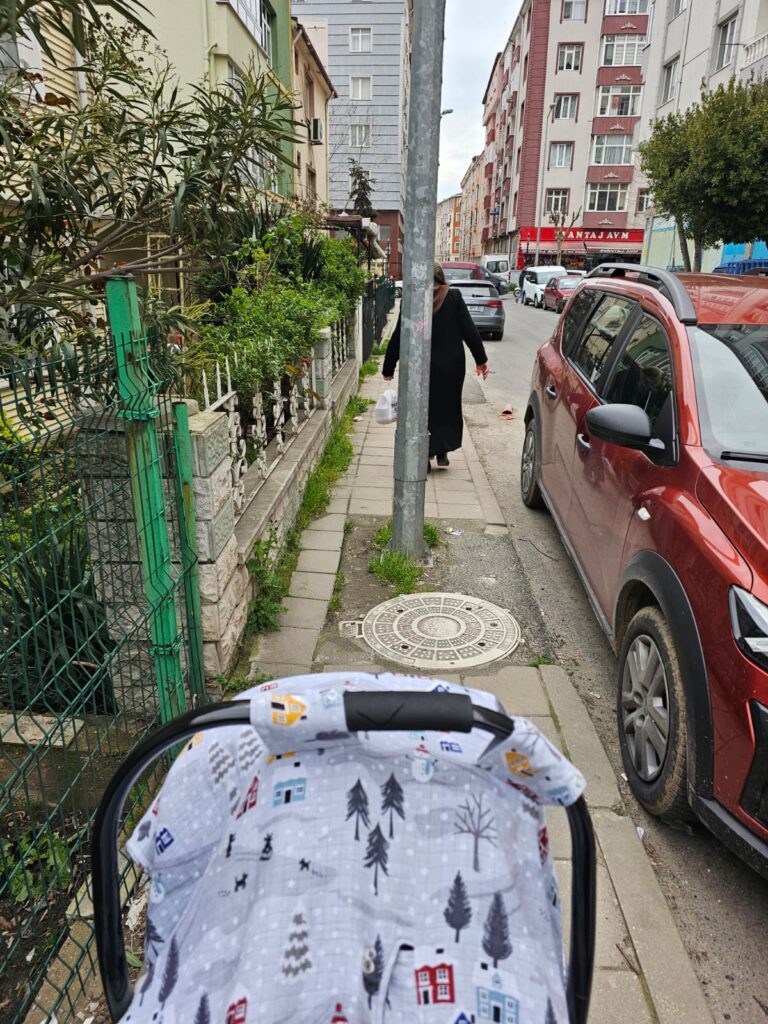 Vatandaşların Kaldırım Şikayeti
