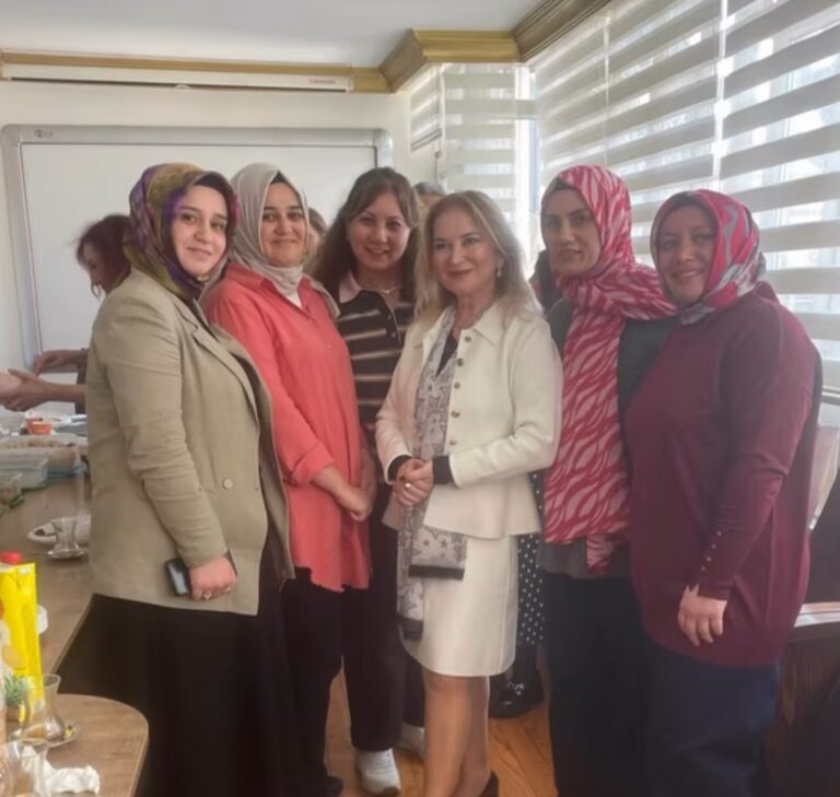 Cumhuriyet Kadını Doktor Nurcihan Yıldırım Başkent Emekli Oldu
