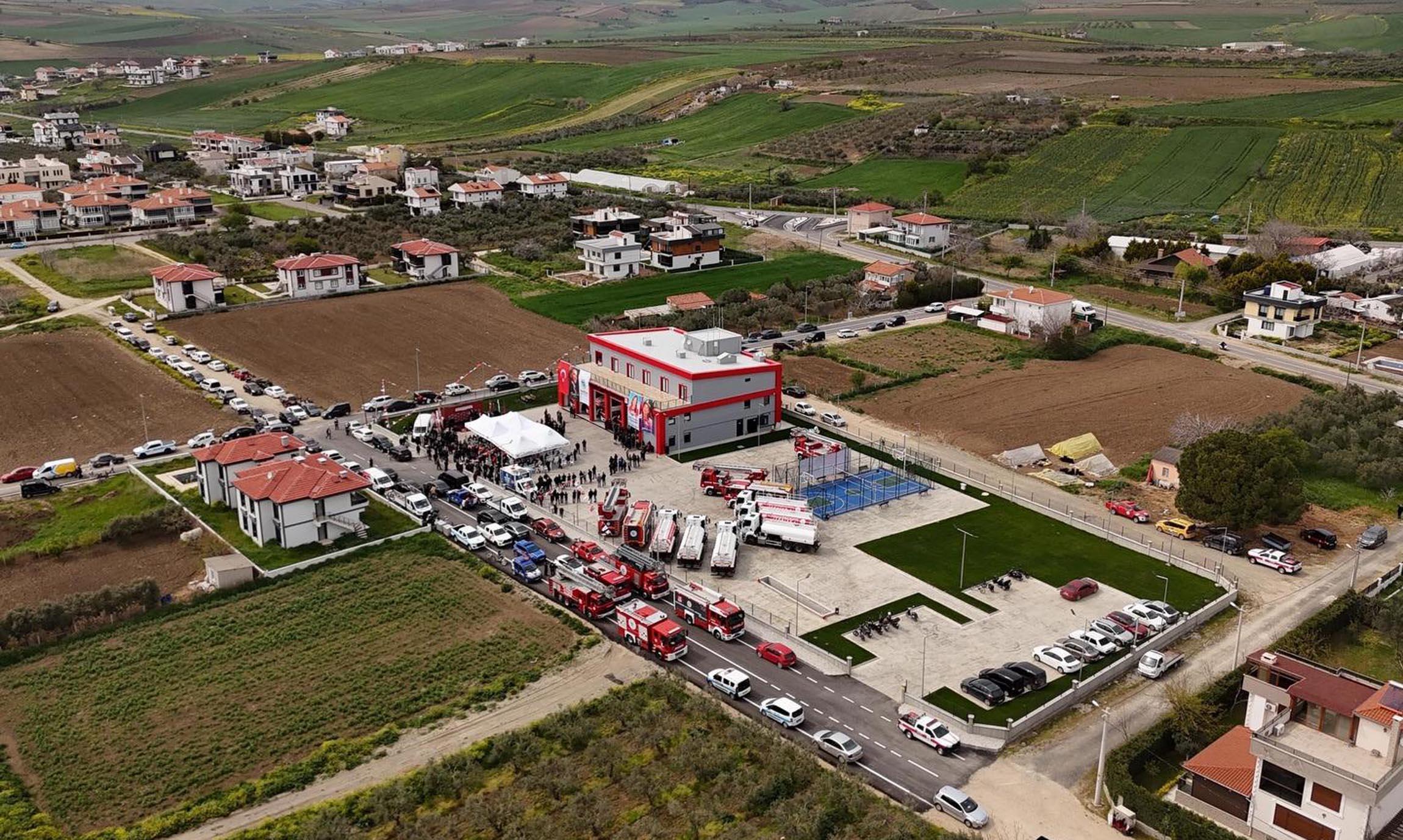 Şarköy’e kurulan modern itfaiye istasyonu törenle açıldı Şarköy’e kurulan modern itfaiye istasyonu törenle açıldı