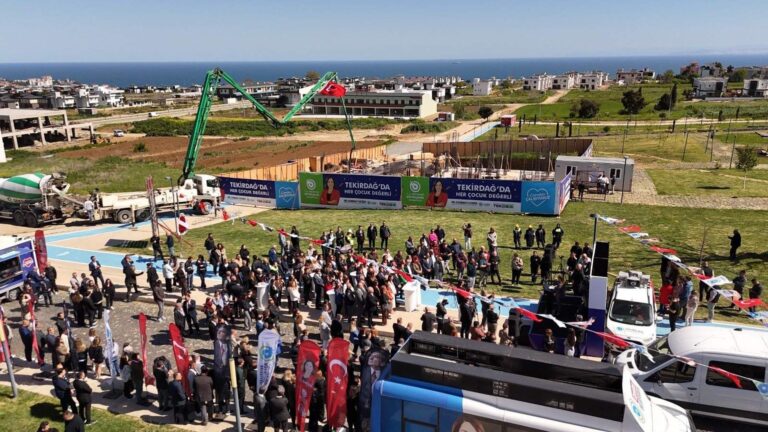 Tekirdağ Büyükşehir Belediye Başkanı Yüceer: Süleymanpaşa’da çocuklar için yeni yuva yükseliyor