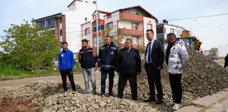 “Sahadayız, Sokaktayız, Halkımızın Yanındayız”