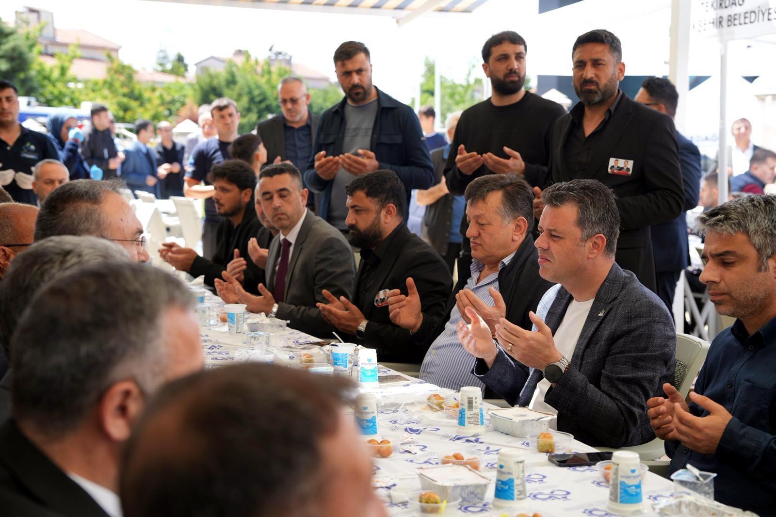 Tekirdağ’da şehit 2 polis memuru için mevlit okutuldu Tekirdağ’da şehit 2 polis memuru için mevlit okutuldu