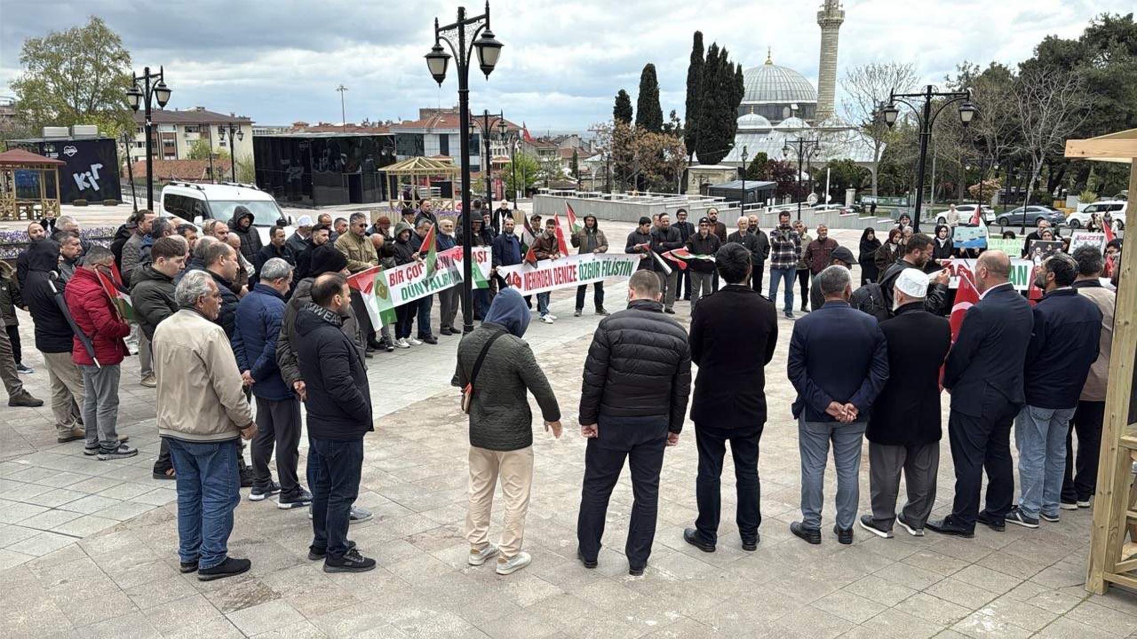 Tekirdağ’da Sumud Filosu’na saldırıya tepki Tekirdağ’da Sumud Filosu’na saldırıya tepki