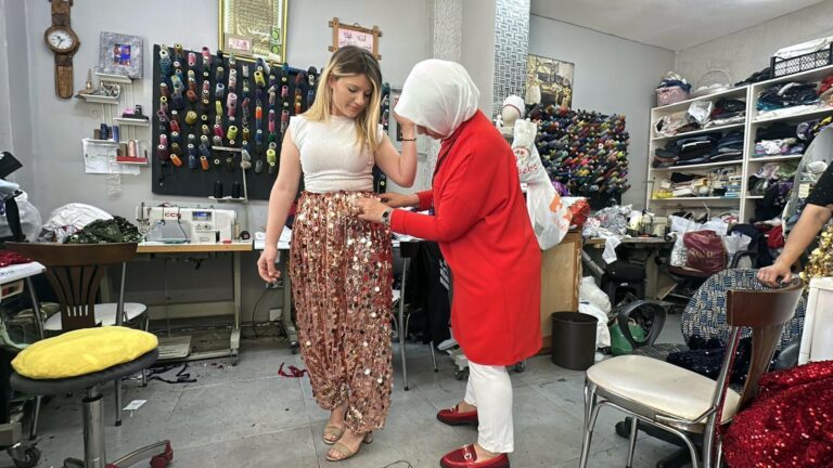 Trakya’da yayılan ‘şalvar gecesi’ kültürü, terzilerde hareketliliği arttırdı