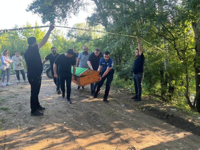 Tunca Nehri’nde 9 saat arayla, 2  arkadaşın cansız bedeni bulundu (2) / YENİDEN